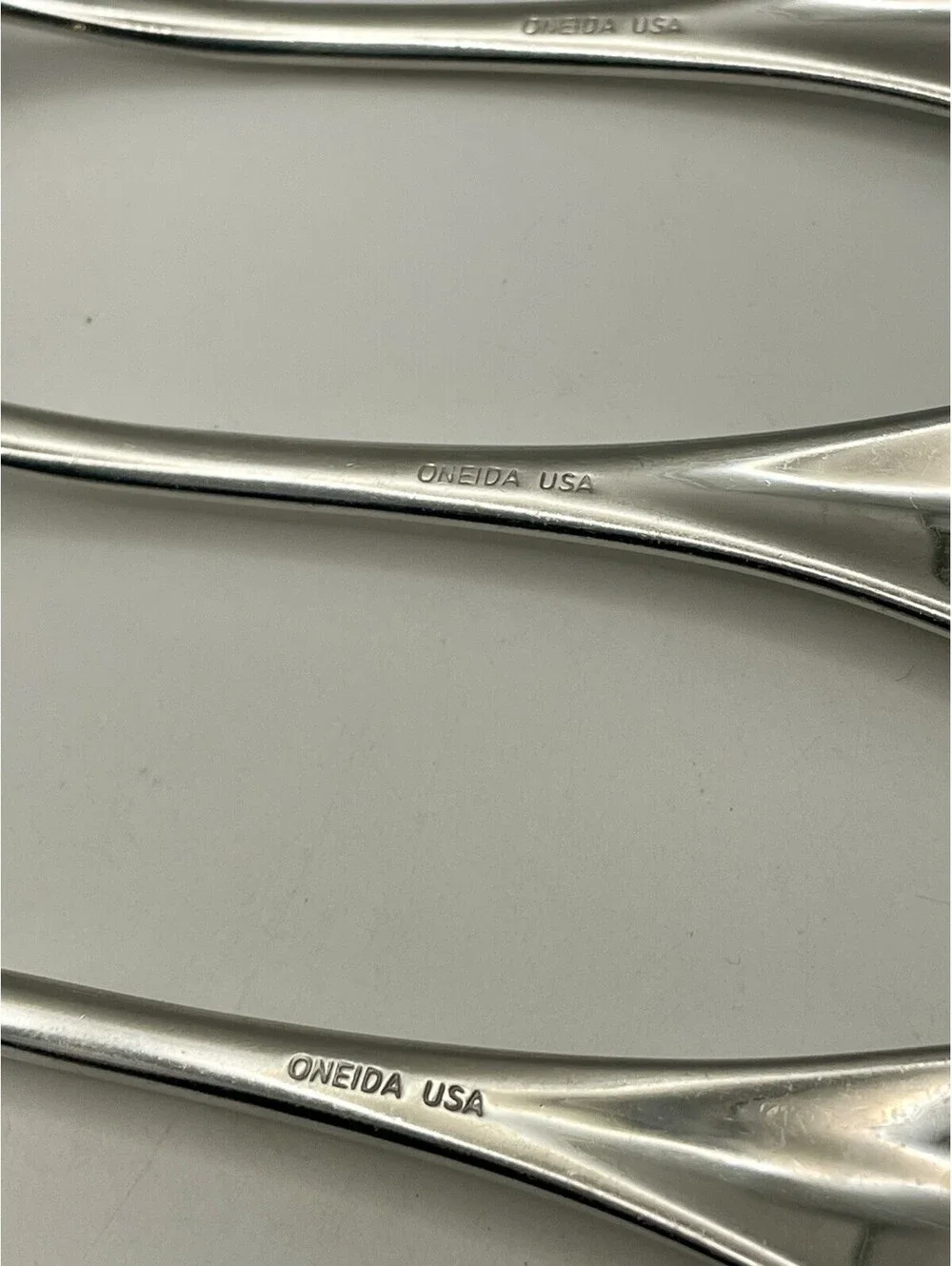 4- Oneida USA CAPELLO Stainless Place Oval Soup Spoon Lot ~ 7”